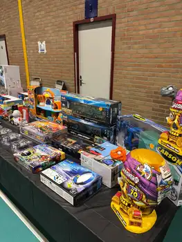 Kleding, accessoires en speelgoedbeurs! Eextahal Sport en Events Scheemda