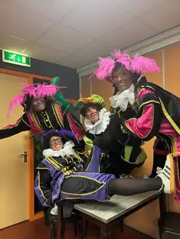 Het Mega Sinterklaasfeest in de Eextahal Scheemda Eextahal Sport en Events Scheemda