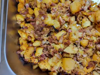 Buffet voor afdelingmedewerkers OZG Scheemda. Eextahal Sport en Events Scheemda