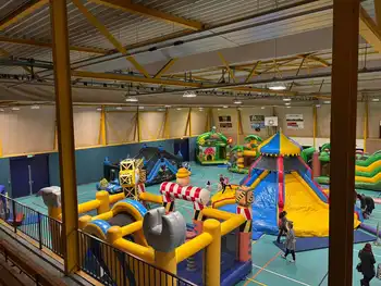 Op 1 en 2 januari was de sporthal weer omgetoverd tot een waar springfestijn! Eextahal Sport en Events Scheemda